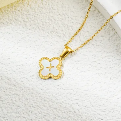 Fashion Clover 26 Letter Black White Fritillaria Titanium Steel Necklace