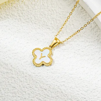 Fashion Clover 26 Letter Black White Fritillaria Titanium Steel Necklace