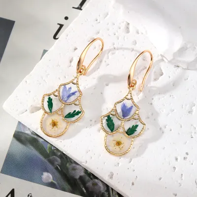 Women Fashion Dropping Glue Immortal Dried Flower Earrings Pastoral Resin Floral