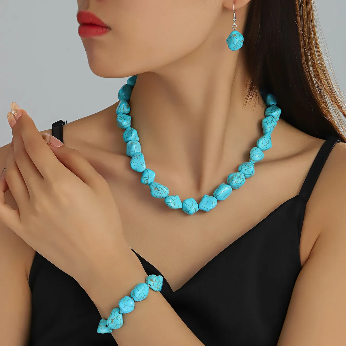 Fashion Irregular Beaded Turquoise Jewelry Three-Piece Vintage Set
