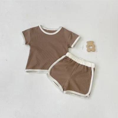 Baby Fashion Color Contrast Short Sleeve Top And Shorts Two-Piece Set For Boys 0-3T