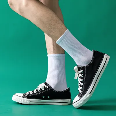 Simple Solid Color Knee Length Tube Socks