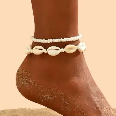 Women Fashion Vacation Beach Anklet Set - Exotic Geometric Shell Bead Design