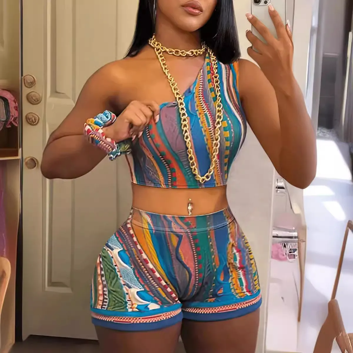 Women Sexy Abstract Print One-Shoulder Crop Top And Shorts Two-Piece Set