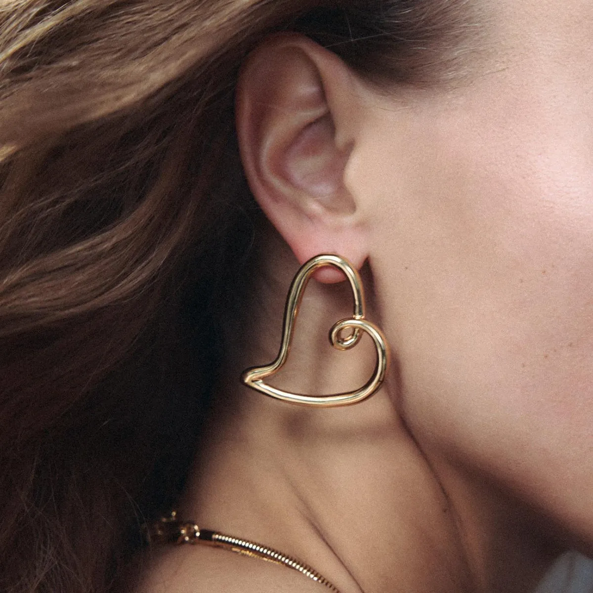 Women Fashion Simple Creative Hollow-Out Alloy Love Earrings