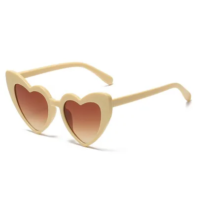 Fashion Personality Heart Shaped Retro Sunglasses