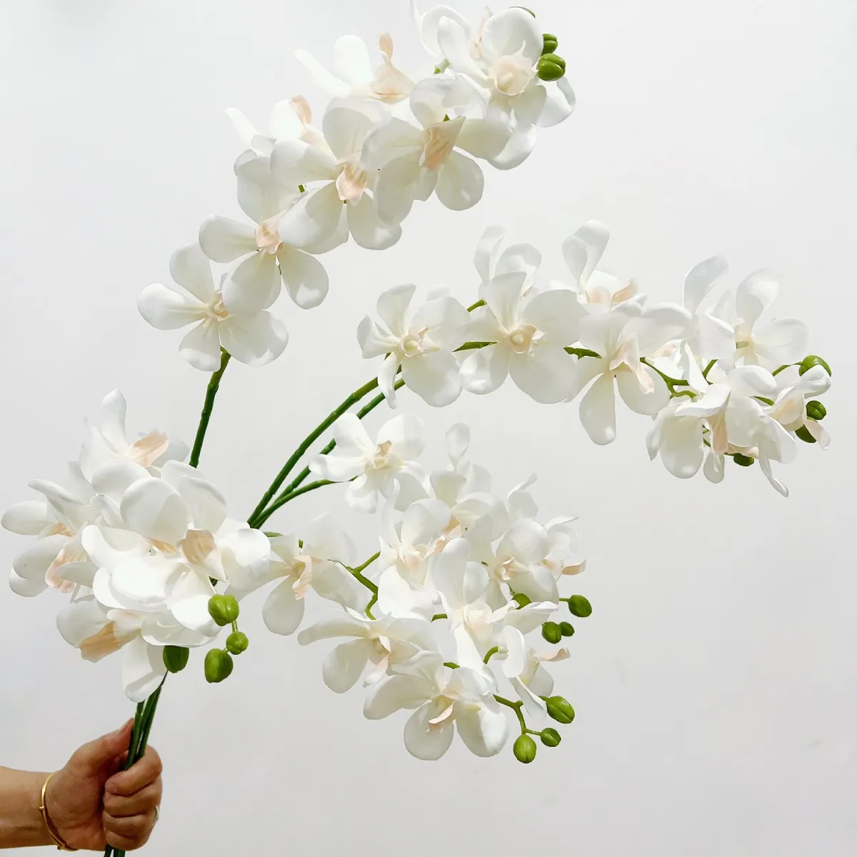 Simulation Holding Flower Design Wedding Floral Art Silk Flower Vandelan