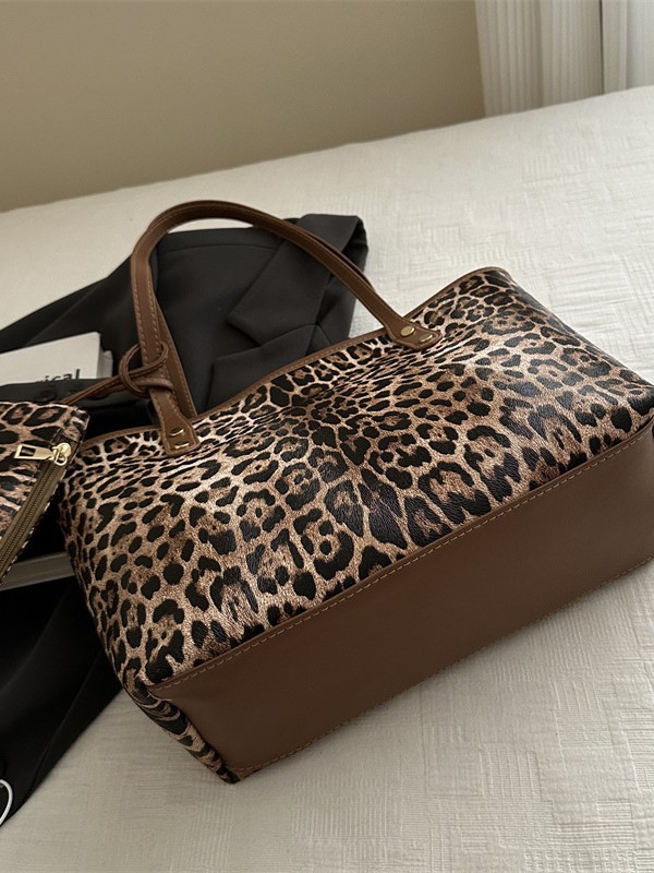 専用❗️694【DamageDENIM✖️leopard✖️ヌビToteBAG】 専用❗️694【DamageDENIM✖️leopard✖️ヌビToteBAG】ヴィンテージ