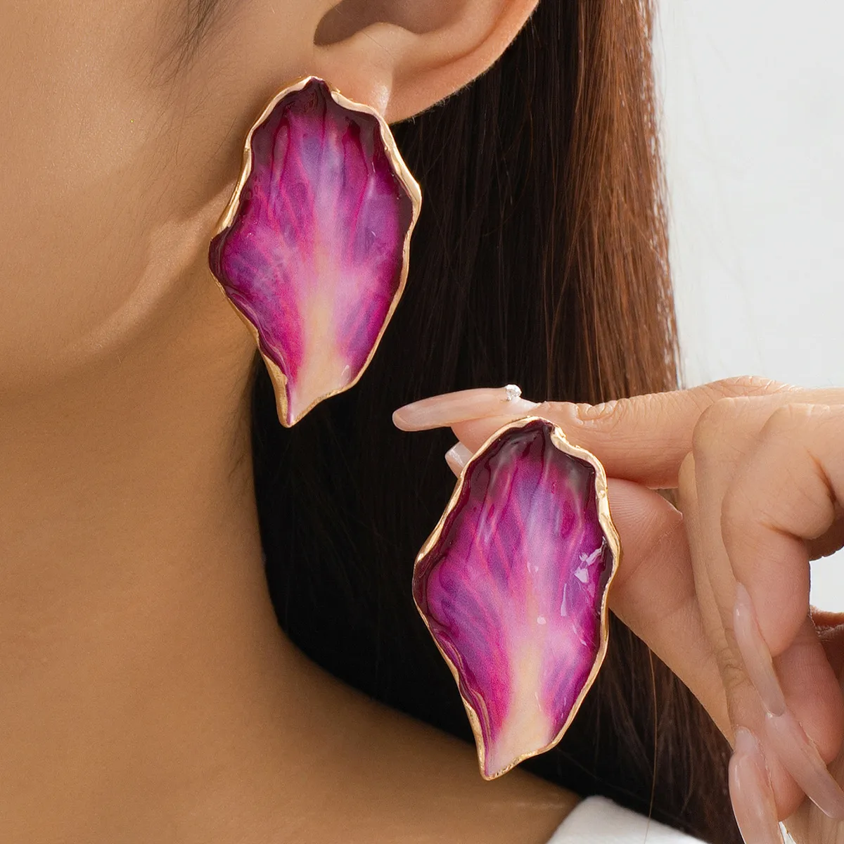 Retro Irregular Pleated Geometric Earrings