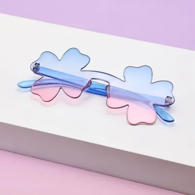 Children's Fashion Gradient Four-Leaf Clover Kids Sunglasses Original Design PC Special-Shaped Mirror