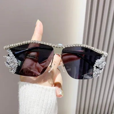 Fashion Irregular Metal Rhinestone Rimless Sunglasses