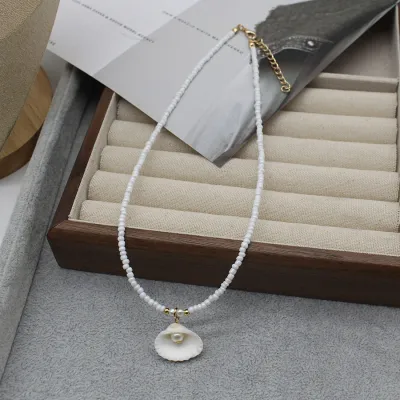 Women Fashion Vacation Multicolor Beaded Starfish Pendant Necklace