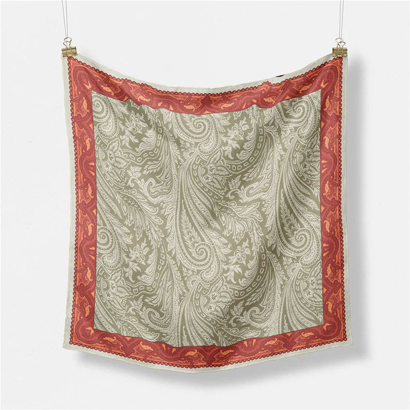 Wholesale Women Fashion Printed Square Silk Scarf