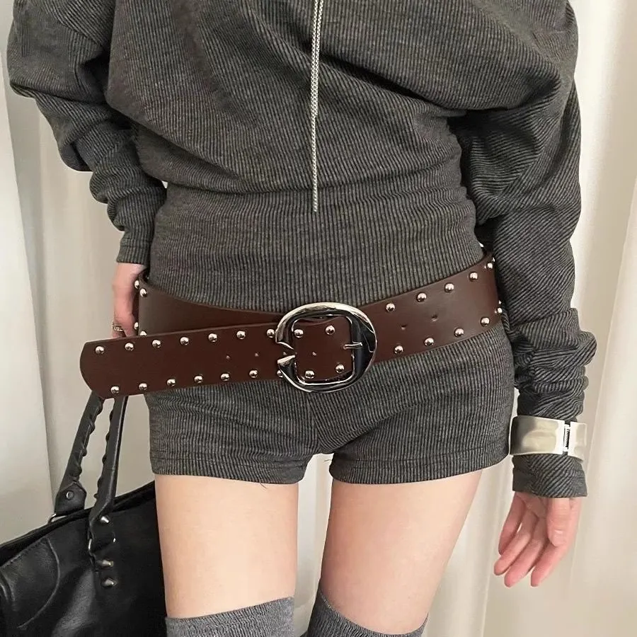 Women's Fashion Solid Color Rivet Belt