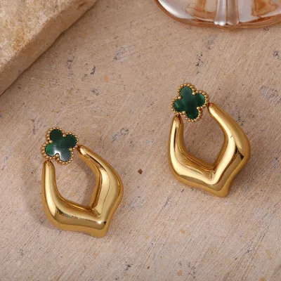 Personalized Fashion Four-Leaf Clover Titanium Steel Stud Earrings