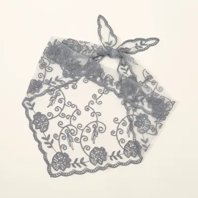 Women's Fashion Solid Color Lace Floral Triangle Scarf