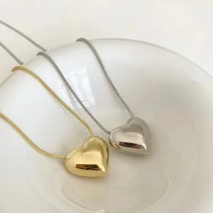 Women's Fashion Love Acrylic Heart Pendant Necklace Snake Chain