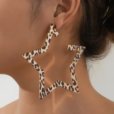 Exaggerated Leopard Hollow Five-Pointed Star Earrings Sweet Cool Alloy