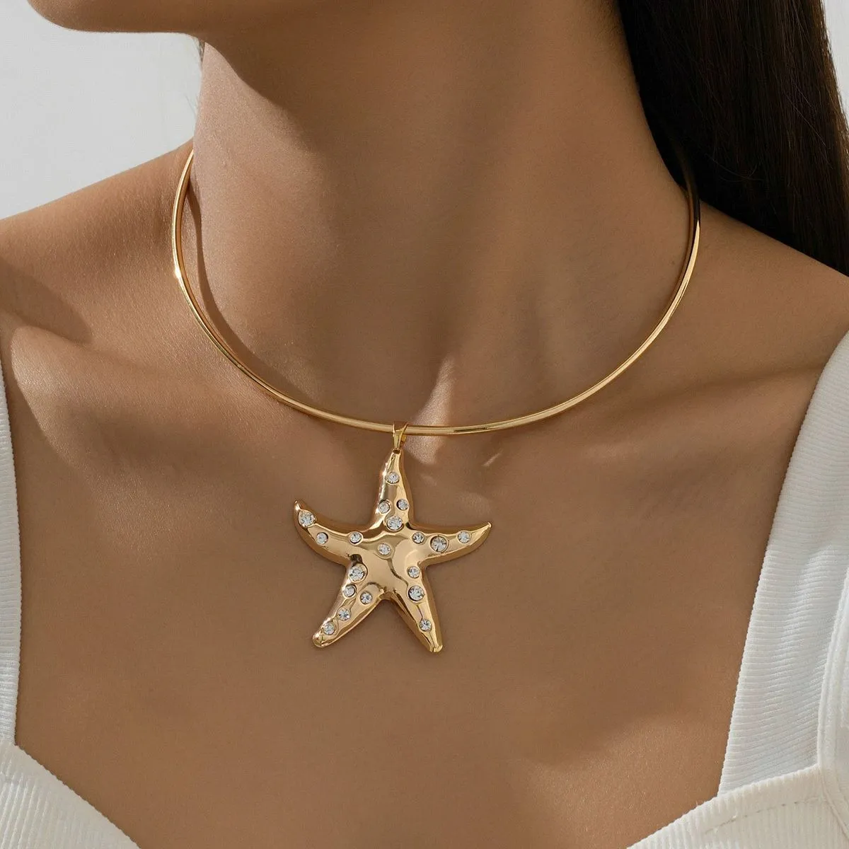 Fashion Rhinestone Starfish Sea Pendant Necklace