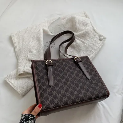 Fashion Women Large Capacity Letter Printed PU Tote Bag with Zipper