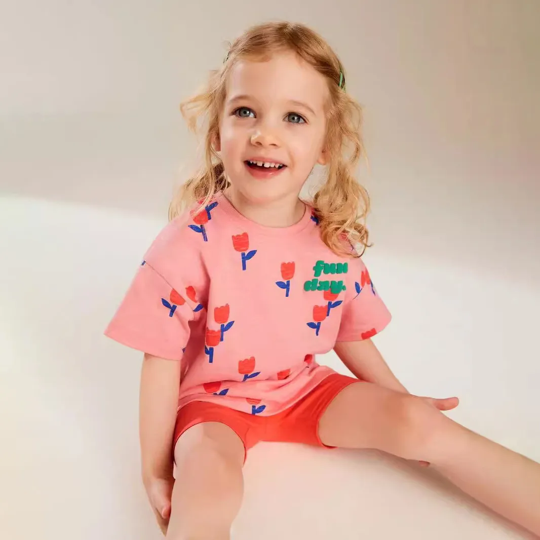 Girls' Fashion Casual Pink Printed Short-Sleeve T-Shirt and Shorts Two-Piece Set