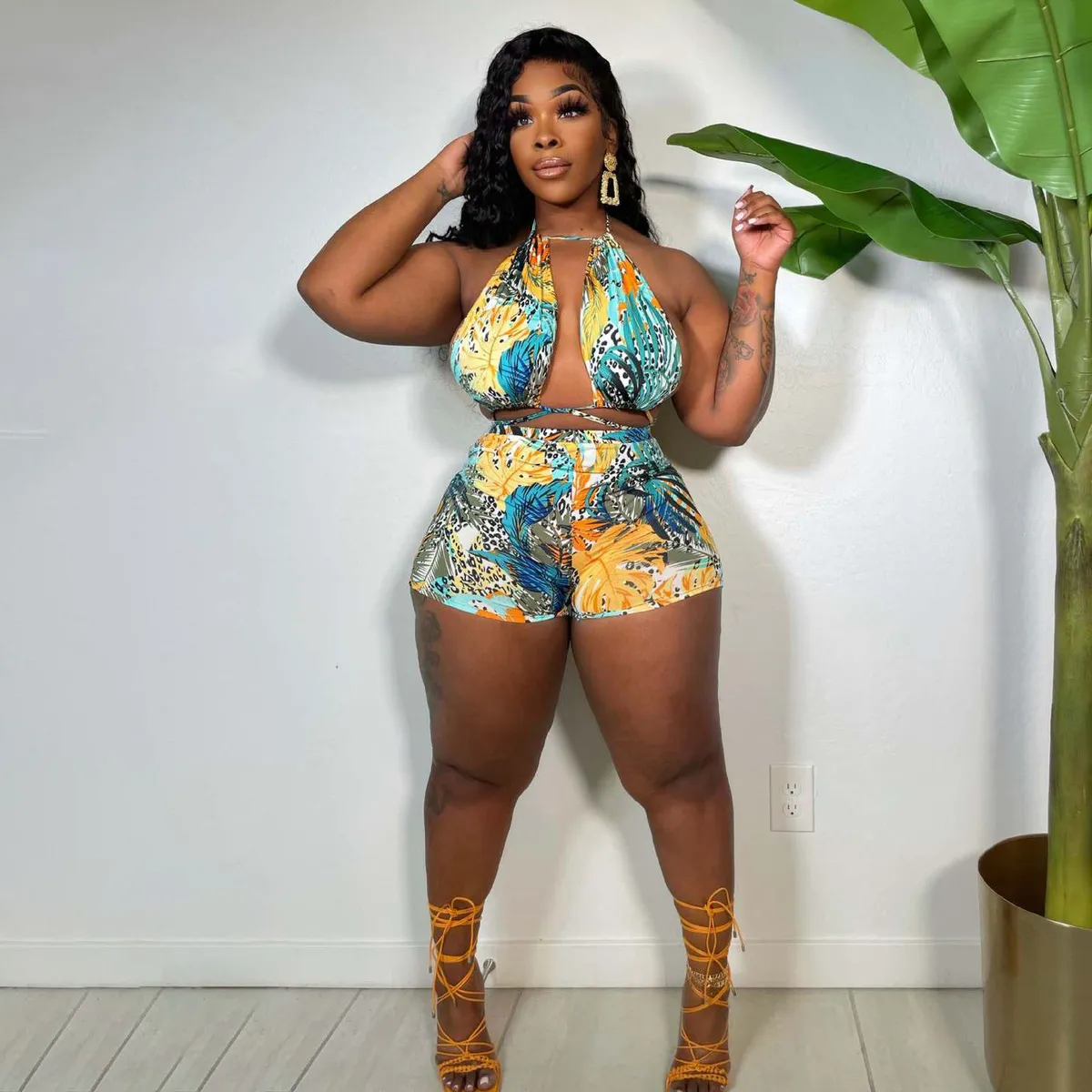 Wholesale Women Fashion Sexy Plus Size Printed Halter-Neck