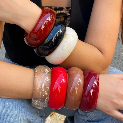 Women Fashion Exaggerated Translucent Acrylic Resin Bracelet