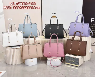 Women Large Capacity PU Work Bag with Zipper Closure