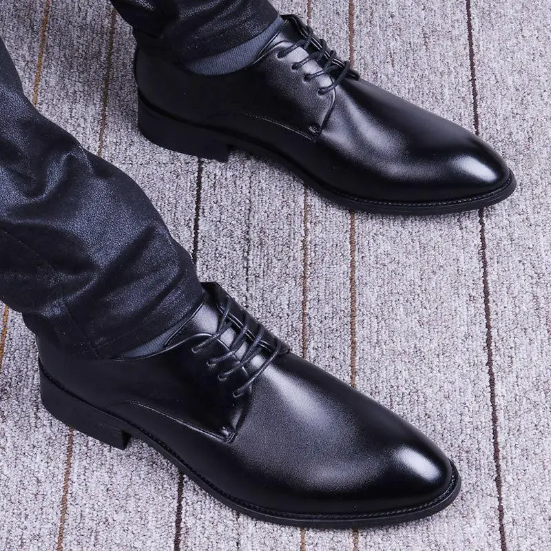Men Fashion Casual Simple Pointed-To Business Leather Shoes