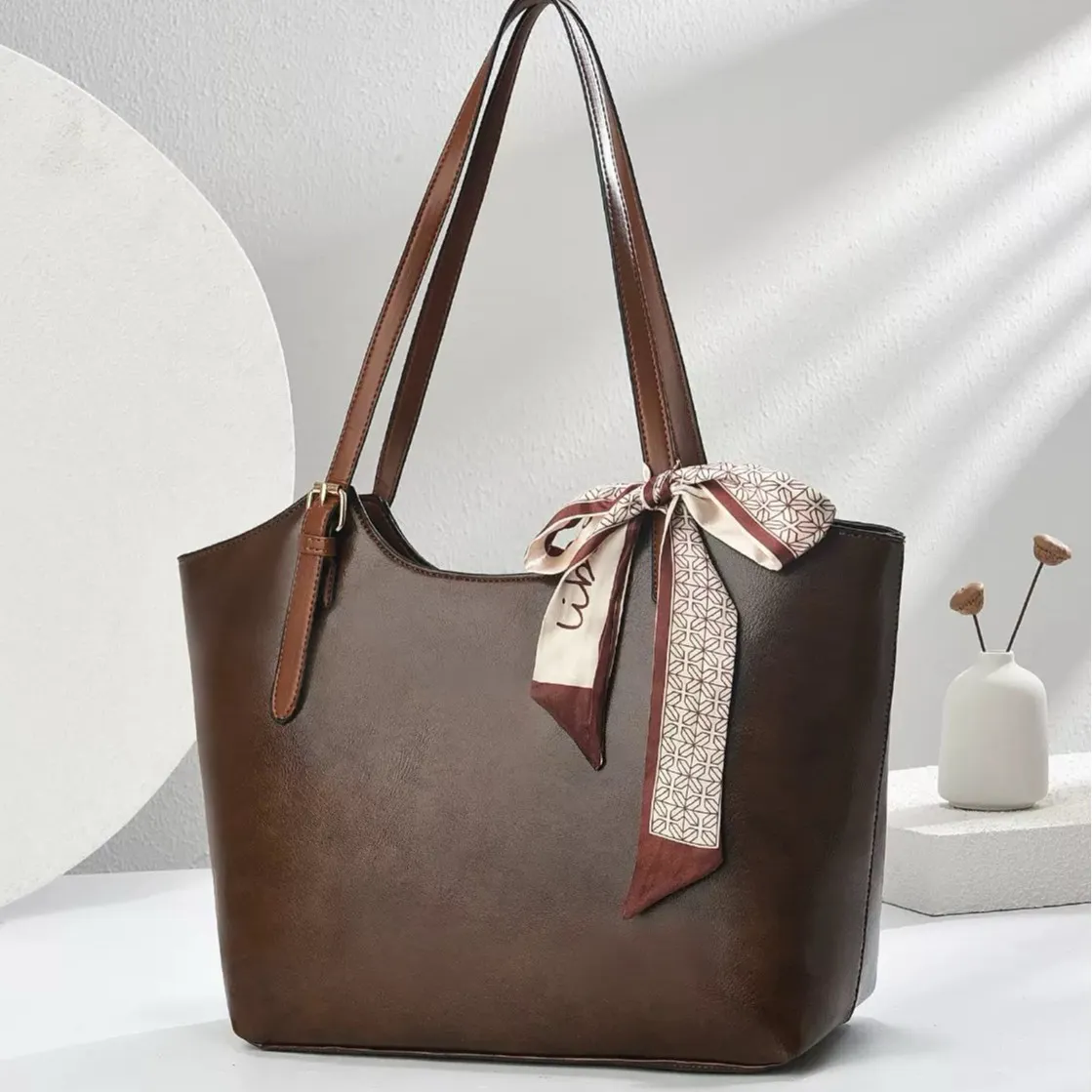 Women Vintage Oil Waxed PU Simple Tote Shoulder Bags with Zipper Closure