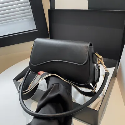 Women Vintage Square PU Leather Shoulder Bag with Adjustable Strap