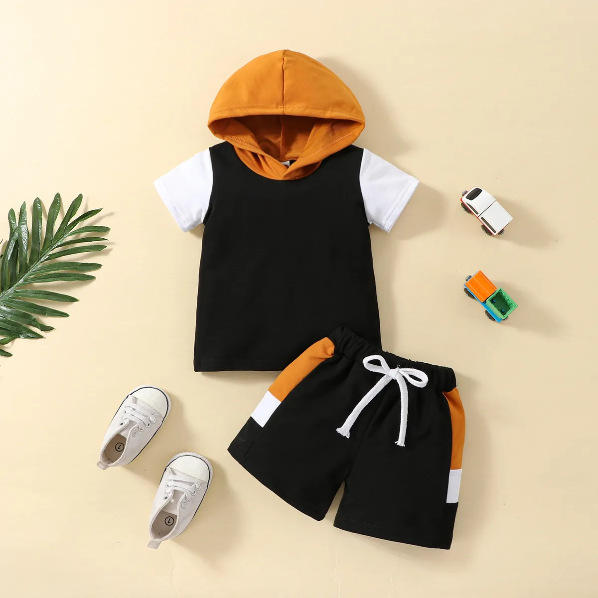 Boy Fashion Casual Contrast Color Short-Sleeve Hoodies with Loose Waist Shorts Two-Piece Set