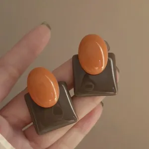 Women Fashion Retro Contrast Color Resin Square Earrings