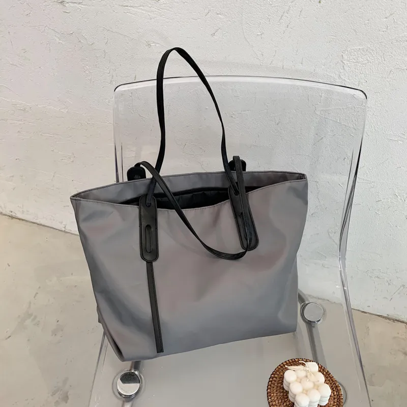 Women Simple Casual Large Capacity Commuter Canvas Tote Bag