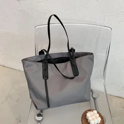 Women Simple Casual Large Capacity Commuter Tote Bag