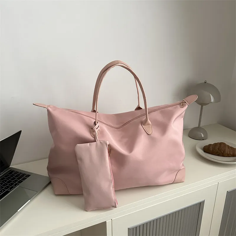 Urban Simplicity Commuter Tote Bag Women Portable Travel Dumpling Large Capacity Duffle Handbag