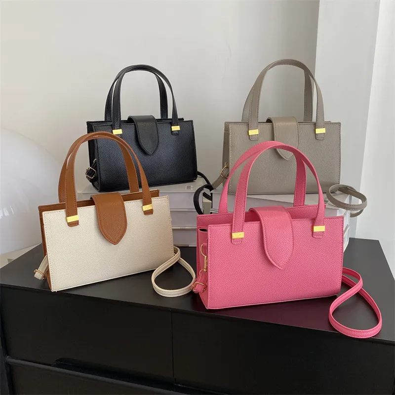 Fashion Large Capacity Women Square Flap Handbag PU Street Trend Solid Tote Bag