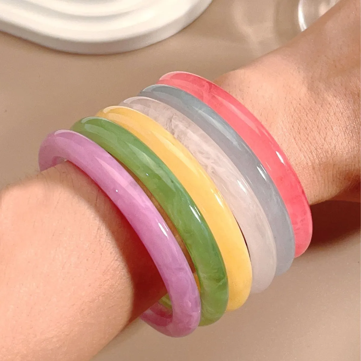 Personalized Simple Fashion Commuter Round Acrylic Bracelet