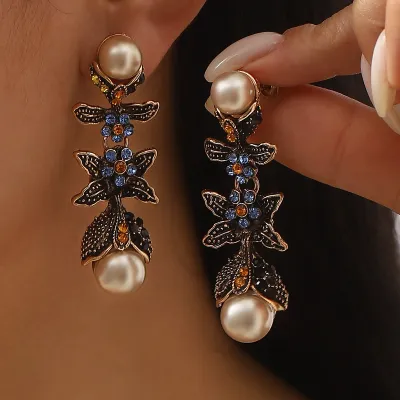 Women Vintage Retro Imitation Pearl Zircon Earrings