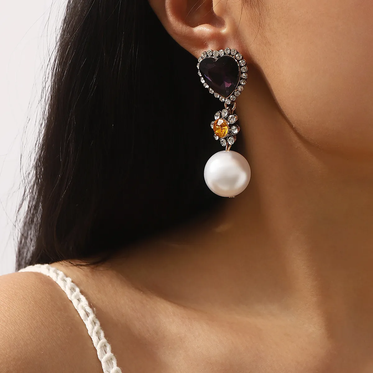 Women Vintage Retro Imitation Pearl Zircon Earrings