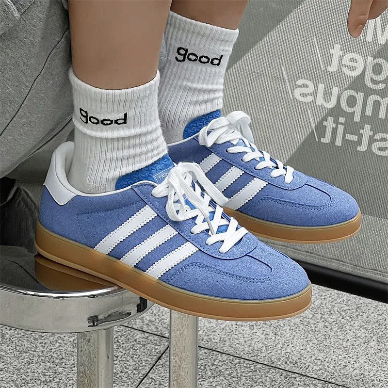 Men Fashion Casual Contrast Color Soft Sole Breathable Sneakers