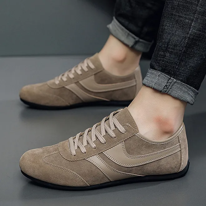 Men Fashion Casual Contrast Color Soft Sole Breathable Sneakers