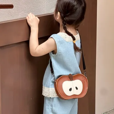 Wholesale Kids Cute Petal Crossbody Bag
