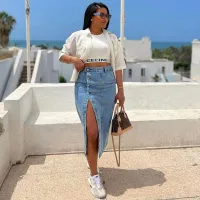 تنورة جينز نسائية بفتحة أمامية