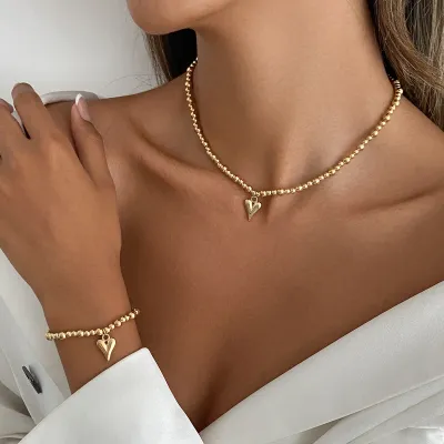Refined And Elegant Beaded Heart Pendant Necklace And Bracelet Sets