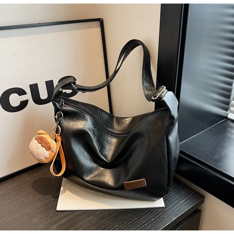 Women's Fashion Casual Solid Color PU Leather Pendant Shoulder Bag