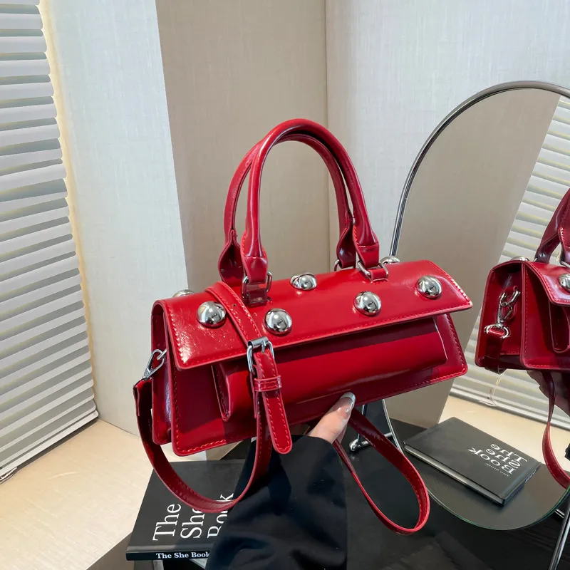 Women Fashion Solid Color Rivet PU Tote Handbag with Shoulder Strap