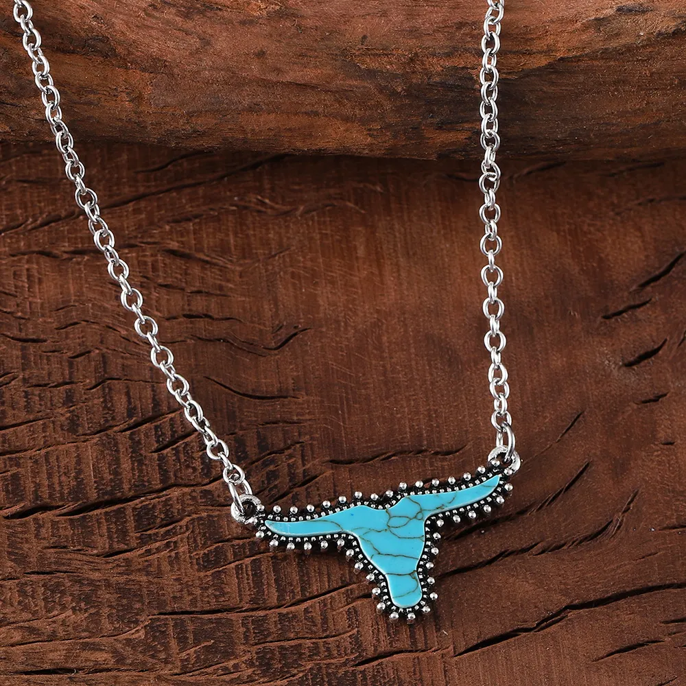 Women Fashion Retro Punk Turquoise Cow Head Pendant Necklace