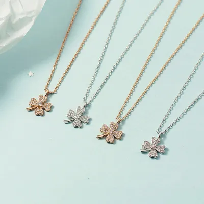 Women's Fashion Four-Leaf Clover Clavicle Chain Necklace in Copper