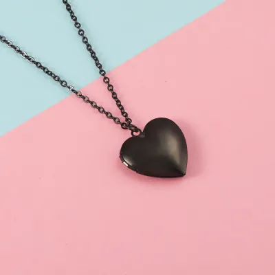 Personalized Stainless Steel Heart-Shaped Photo Frame Pendant Necklace